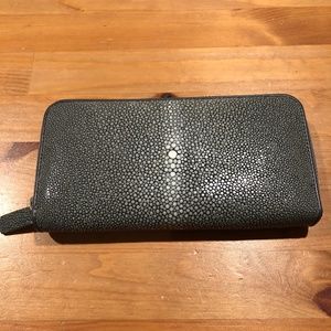New VIVO Studios Stingray Leather Wallet / Purse
